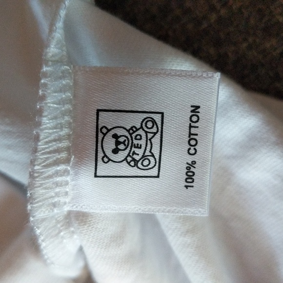 NWOT Women’s Teddy Fresh Top White Shirt Sleeve Shirt Graphic Teddy Bear - Picture 5 of 9